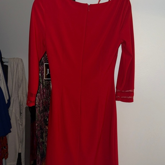 Chic Long Sleeve Red Dress - Picture 5 of 6